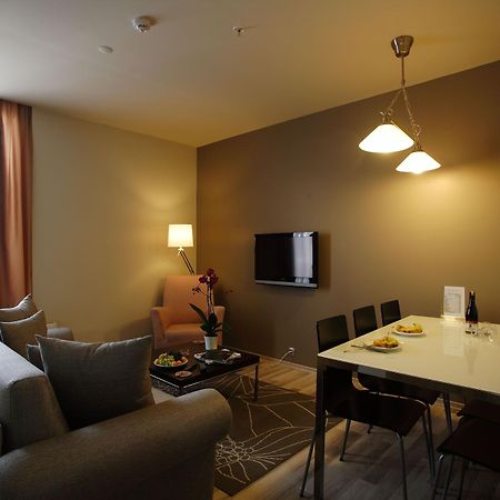 Home Stay Home Sisli Istanbul Exterior photo